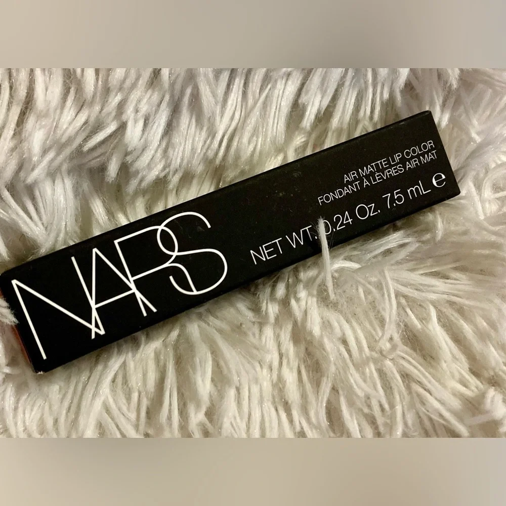 NARS - Liquid Lipstick - Picture 6 of 9